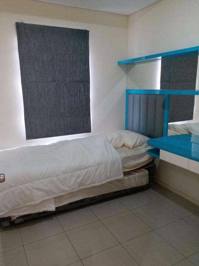 Apartment Cosmo Terrace Jakarta Exterior foto